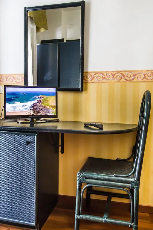 ***  Hotel Consul - Family Hotel Riccione Italia