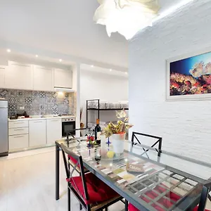 Appartamento loft9 Incantevole Vista Mare Con Giardino